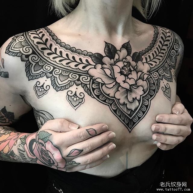 黑灰蕾丝梵花牡丹纹身