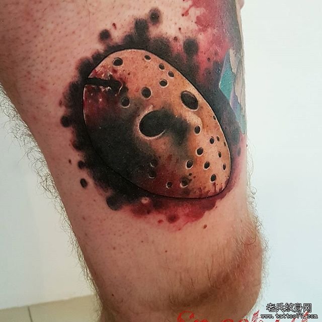 腿部彩色面具纹身图案
