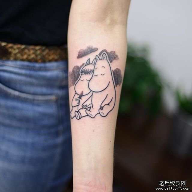 手臂简笔画河马纹身