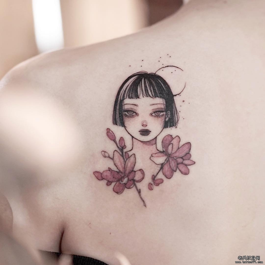 锁骨小清新女孩纹身