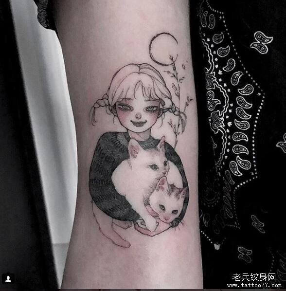 手臂小清新女孩纹身