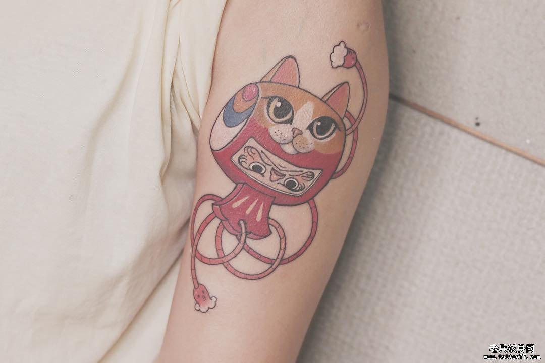 彩色招财猫福锤纹身图案