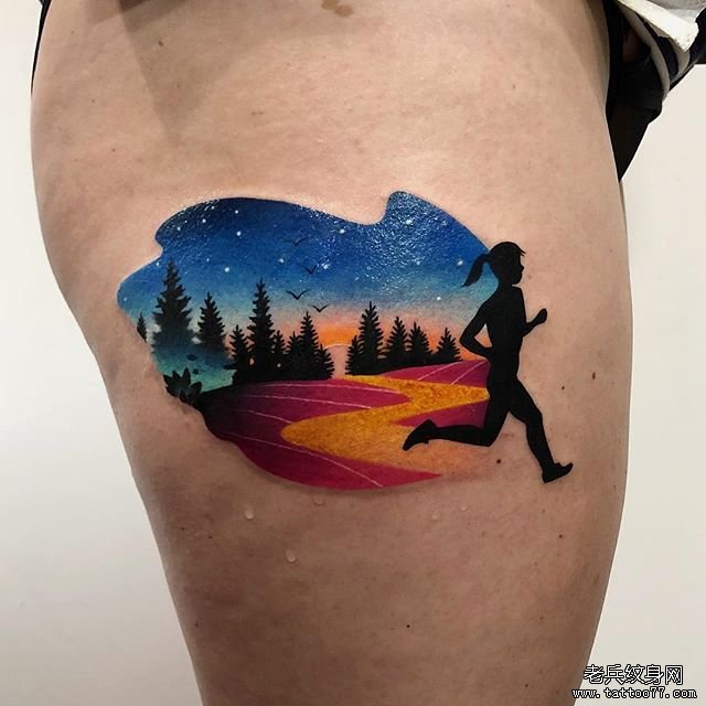 大腿个性彩色星空女人纹身图案