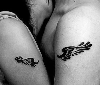 情侣纹身图案：手臂情侣翅膀图腾纹身图案纹身图片