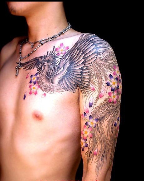 纹身店：披肩凤凰樱花纹身图案图片