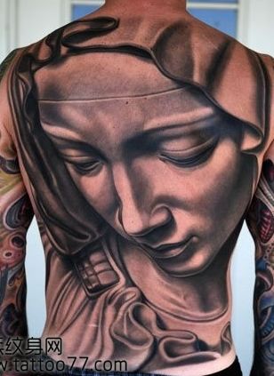 一款满背圣母玛利亚头像纹身图案