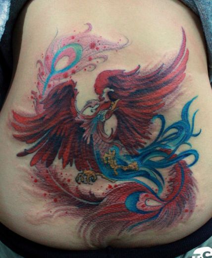 女孩子腰部好看的彩色凤凰纹身图案