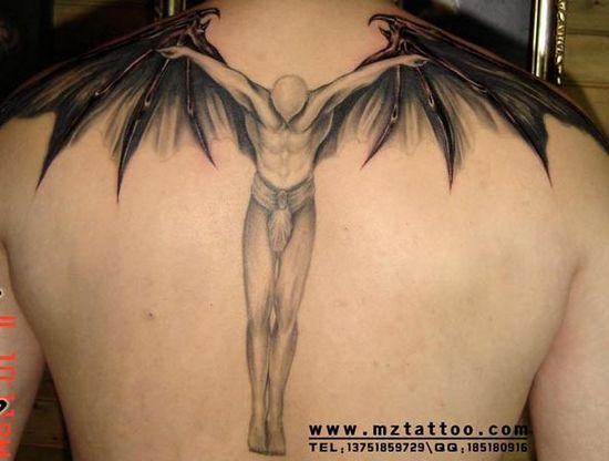 背部帅气的守护天使纹身图案